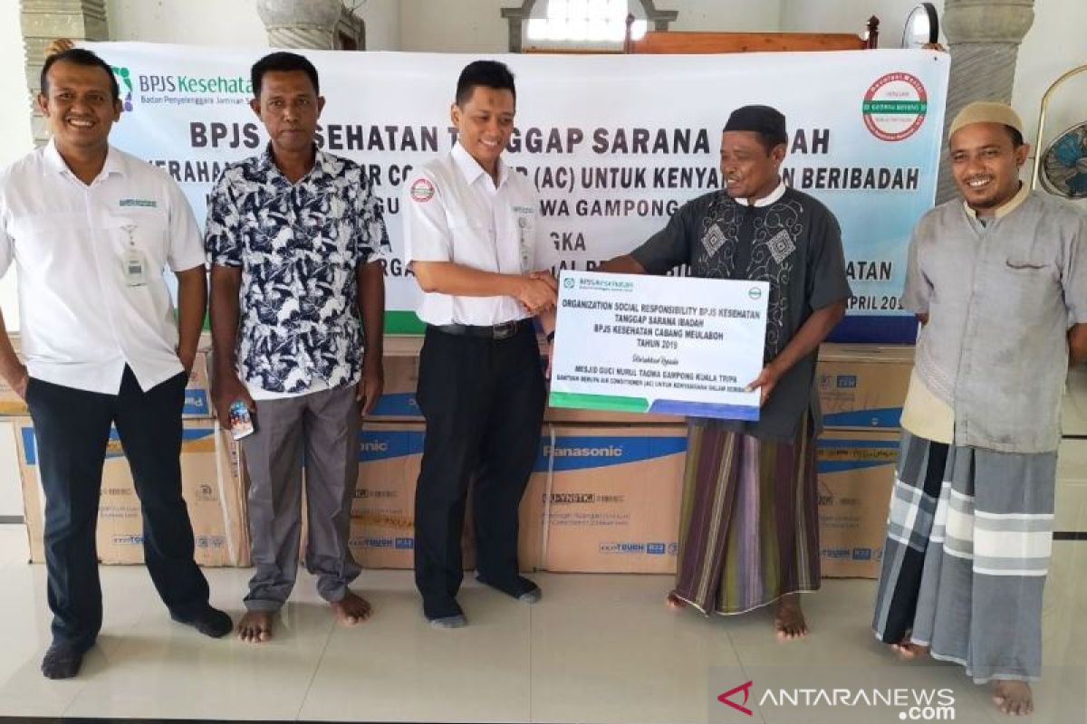BPJS Kesehatan salurkan empat unit AC untuk masjid di Nagan Raya