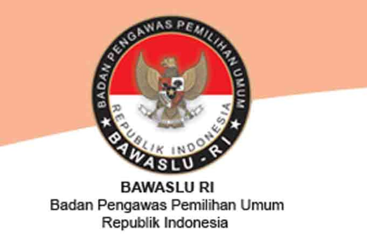 33 orang pengawas Pemilu meninggal saat bertugas dan 566 lainnya diterpa musibah