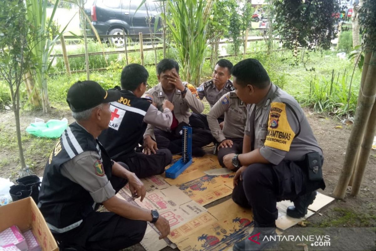 Bawaslu Mataram mengapresiasi Pemerintah-Polri berikan pelayanan kesehatan