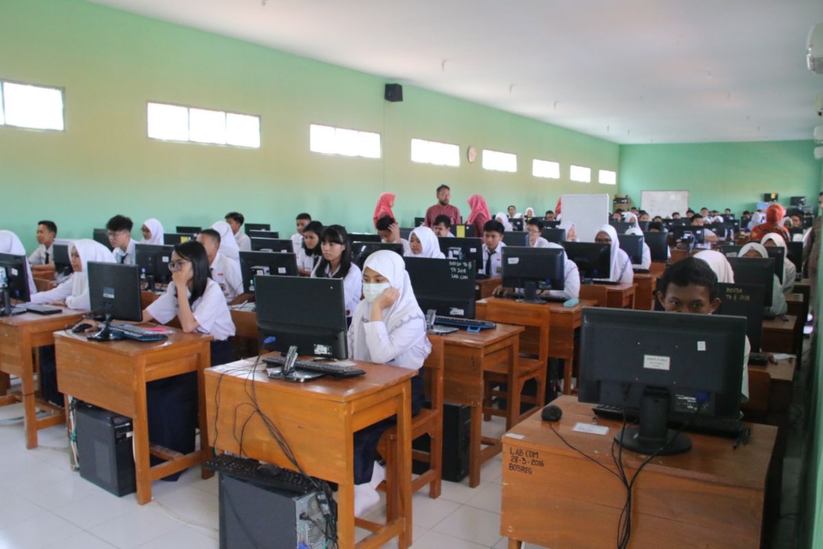 Pemkab Sidoarjo dorong pihak swasta bantu pendidikan