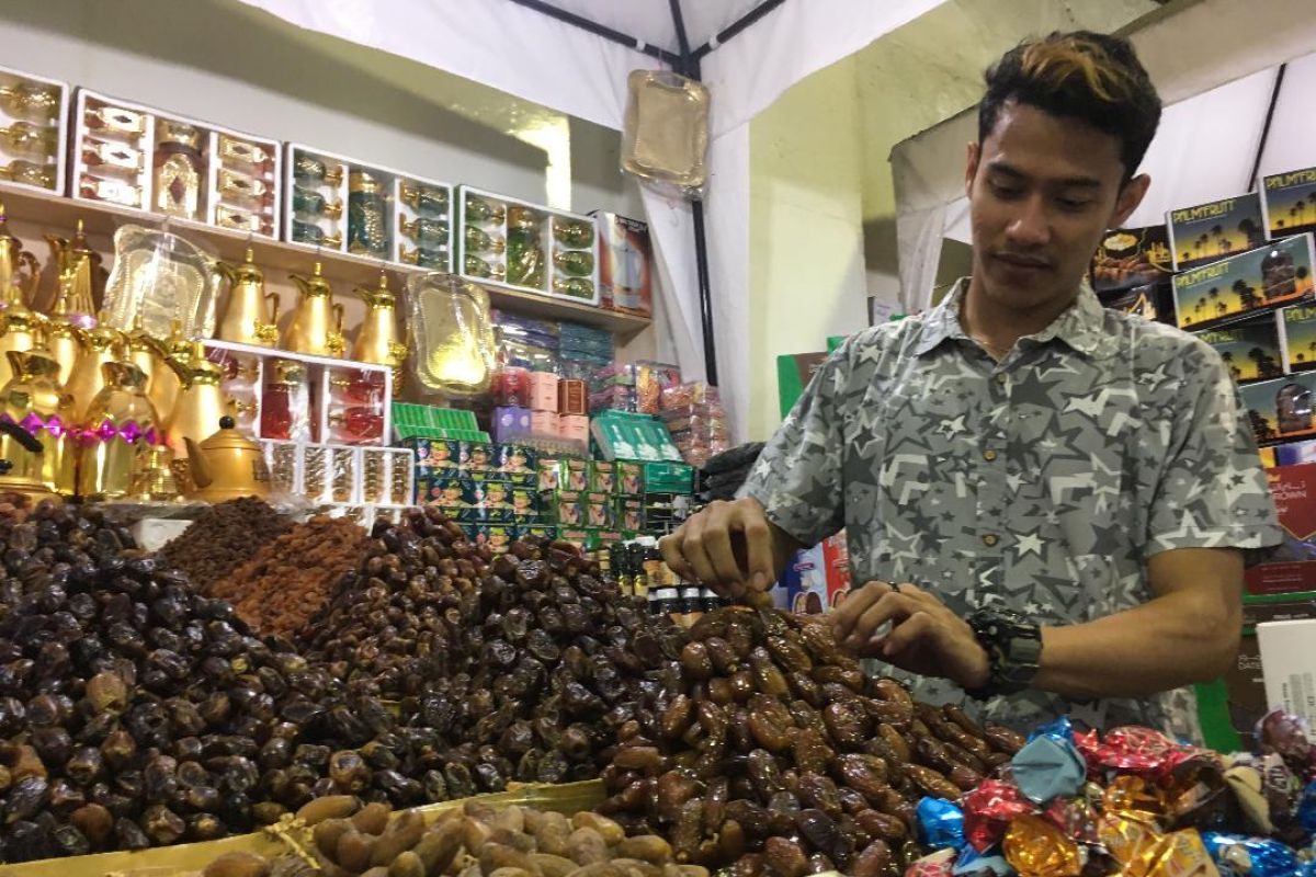 Penjualan kurma di Tanah Abang naik jelang Ramadhan