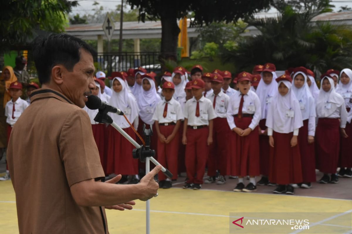 Bupati Gorontalo sebut tidak ada kendala pelaksanaan UNBK-USBN