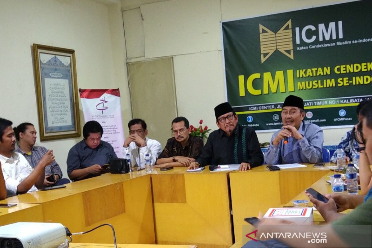 ICMI: tugas pemerintah redakan kekecewaan masyarakat yang merasa kalah