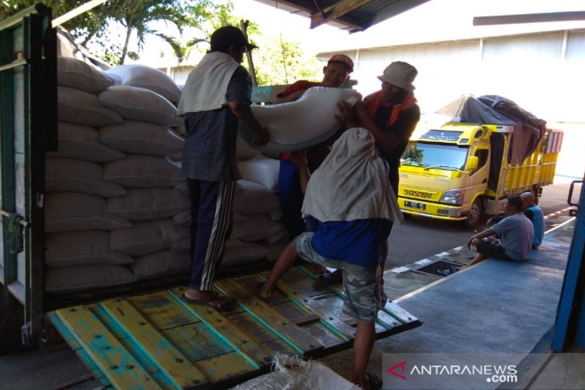 Stok beras Bulog Pekalongan capai 24.000 ton