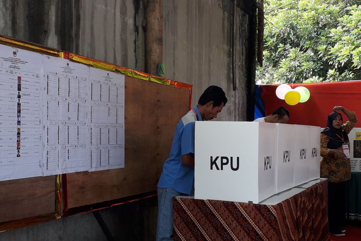 KPU Pasaman Barat gelar pemungutan suara ulang di sembilan TPS