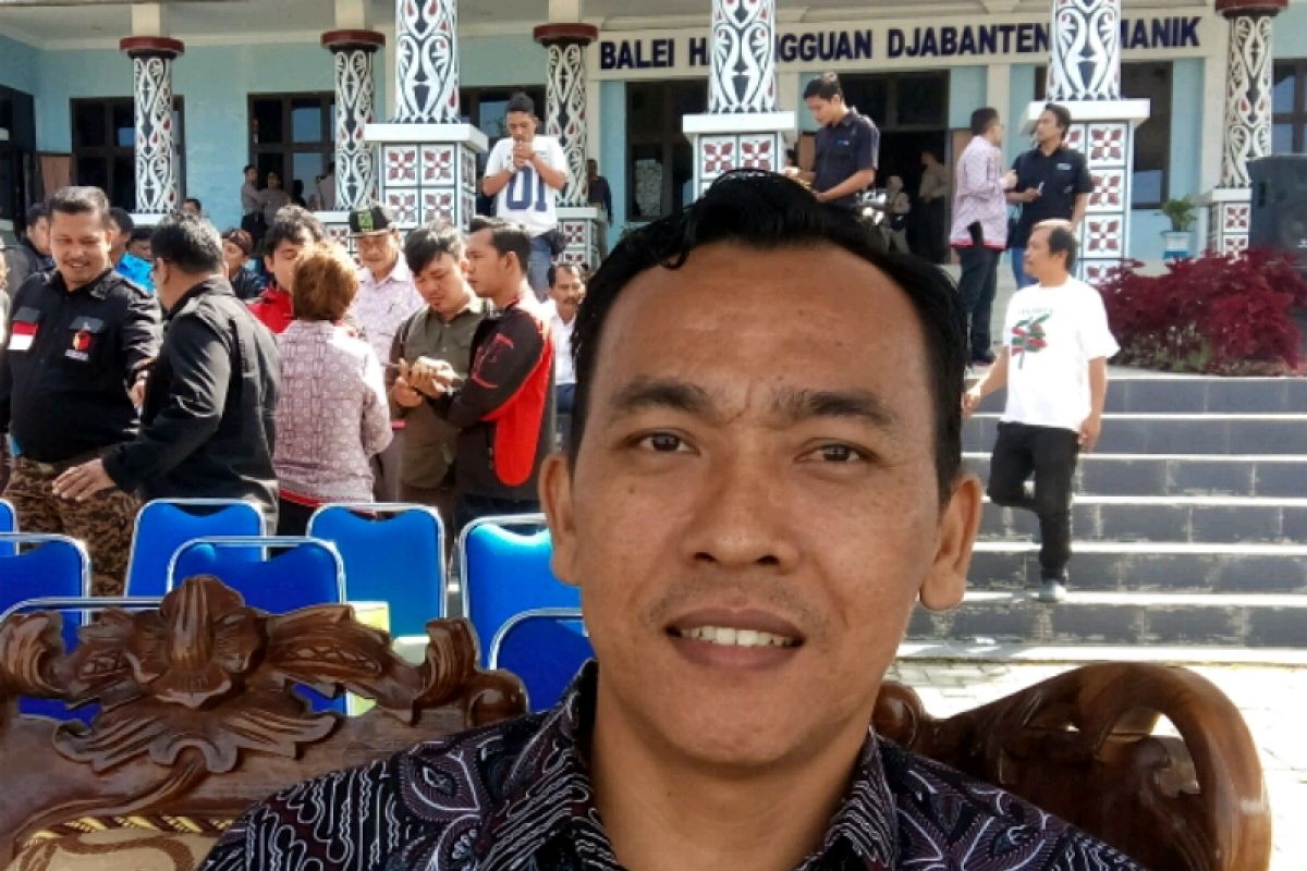 Sosok-sosok tangguh, meski bekerja lembur petugas Pemilu di Simalungun masih sehat