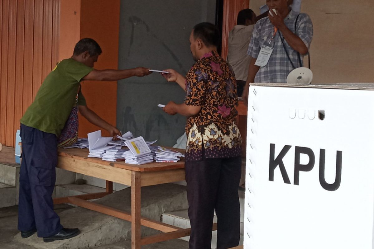 Bawaslu Jateng: 140 TPS lakukan penghitungan suara ulang