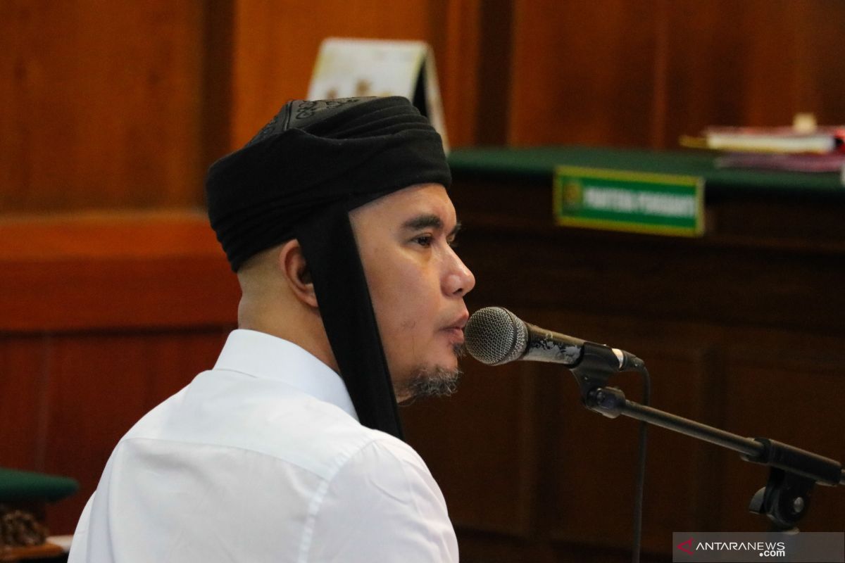 Ahmad Dhani dituntut 1,6 tahun penjara