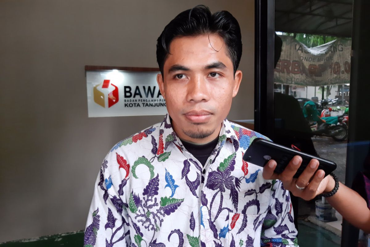 Dua komisioner Bawaslu Tanjungpinang jalani sidang etik DKPP