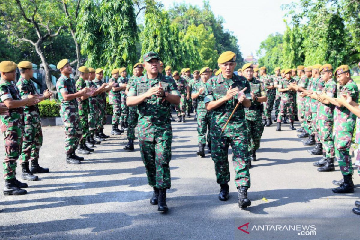 Jadilah figur TNI yang diidolakan masyarakat