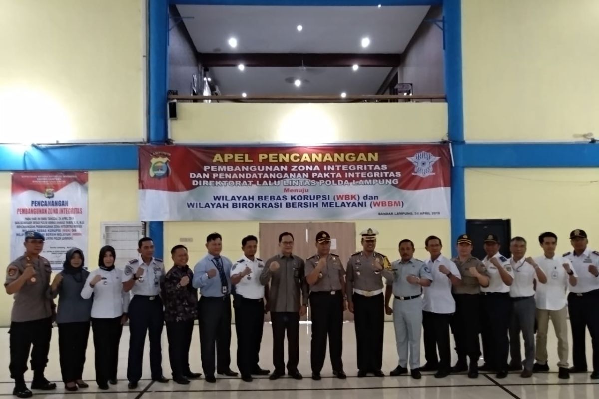Tingkatkan pelayanan publik, Ditlantas Polda Lampung canangkan Zona Integritas WBK dan WBBM