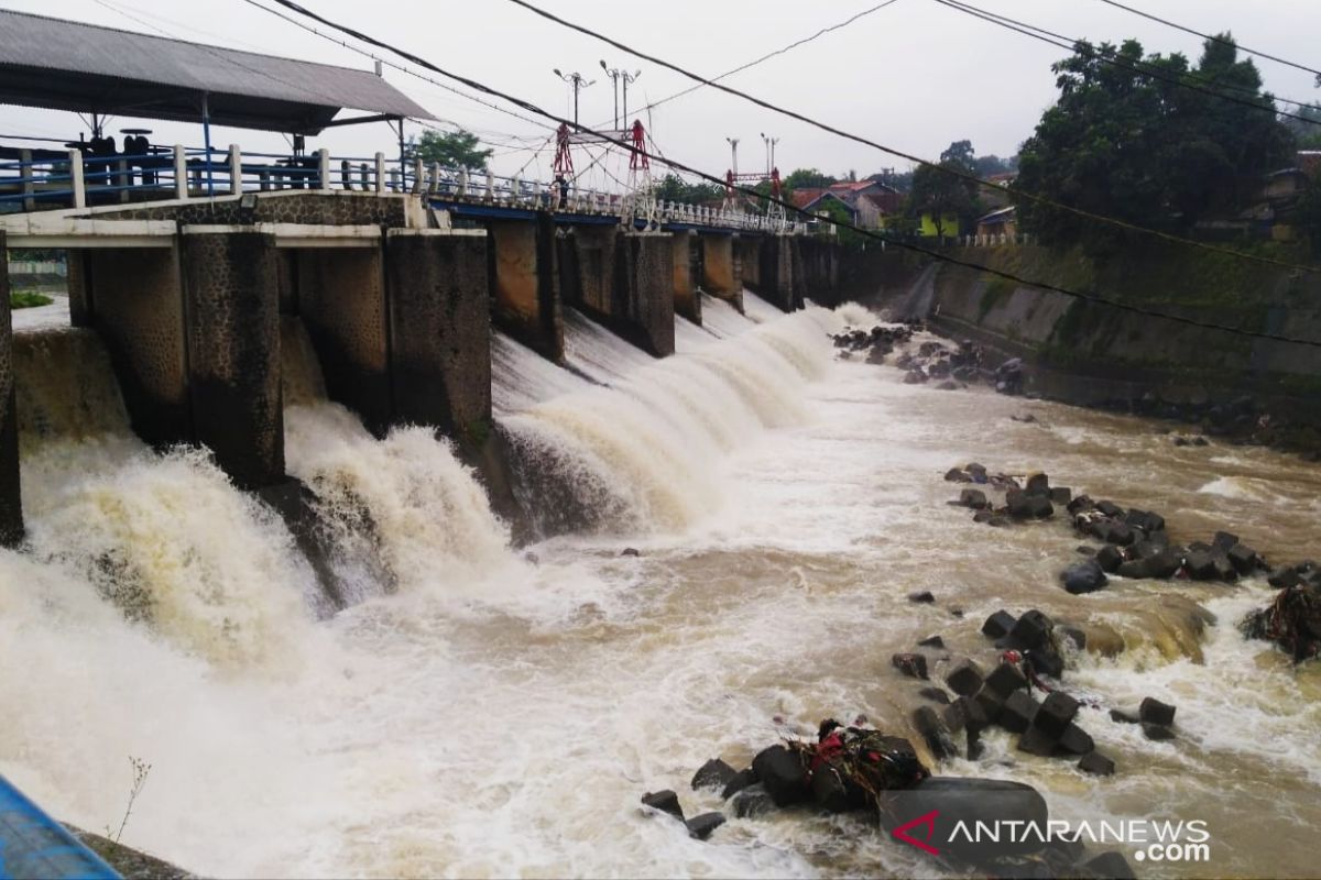 BPBD DKI pantau penurunan status ketinggian air Bendung Katulampa