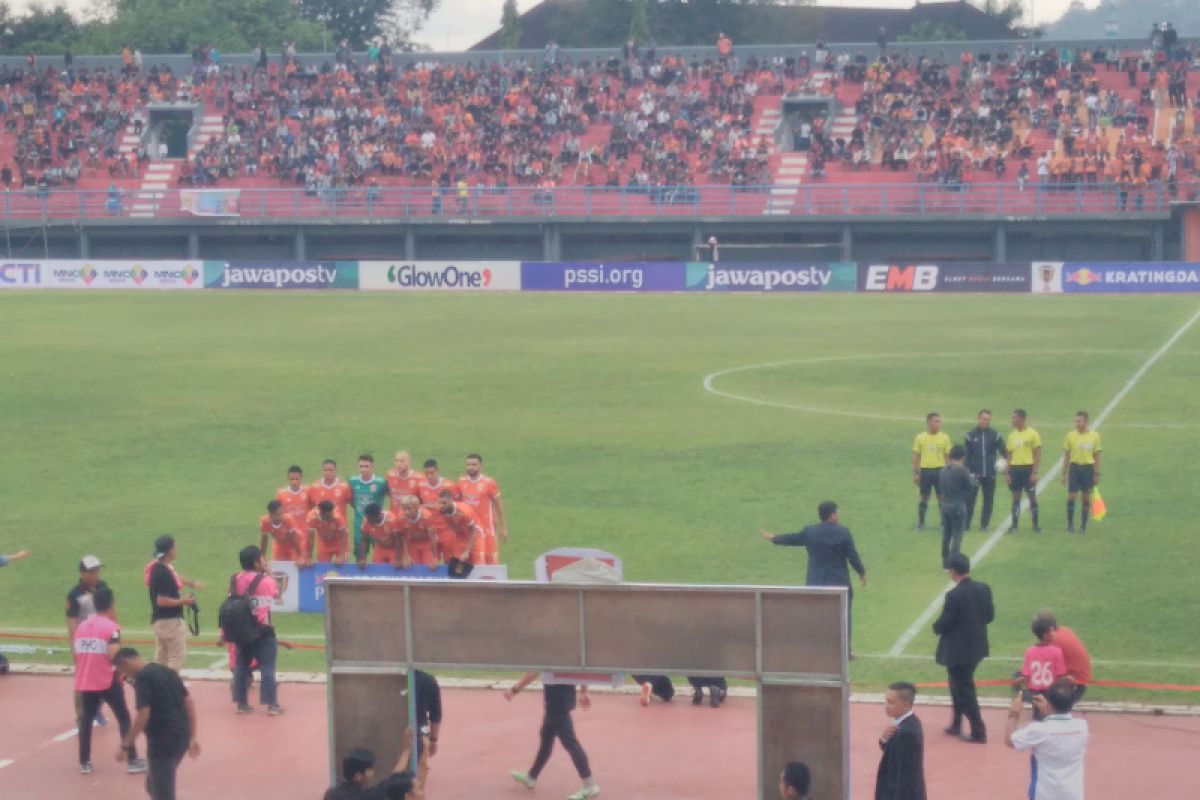 Borneo FC Vs Persib 1-1 babak I