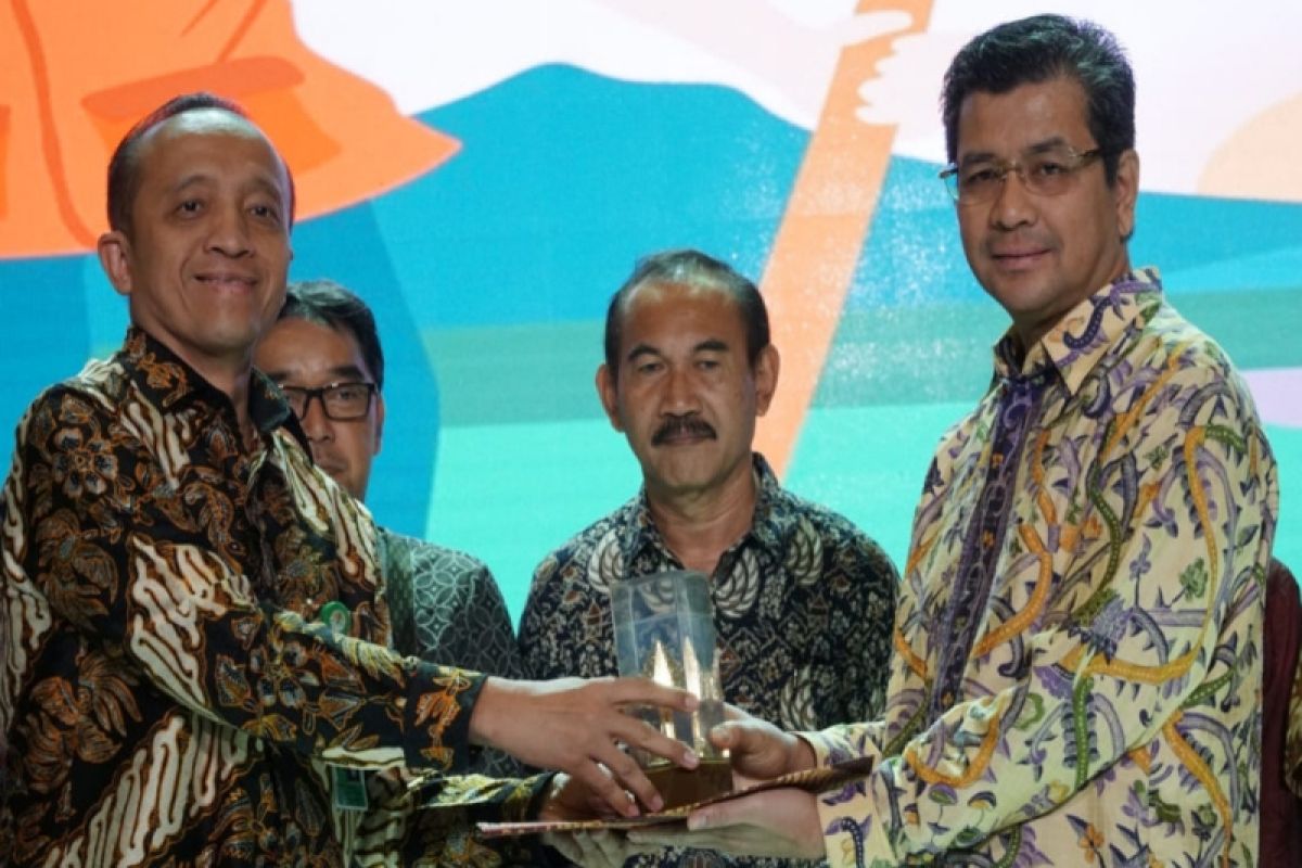 Berkomitmen kuat terhadap mutu lingkungan, Semen Indonesia diganjar penghargaan