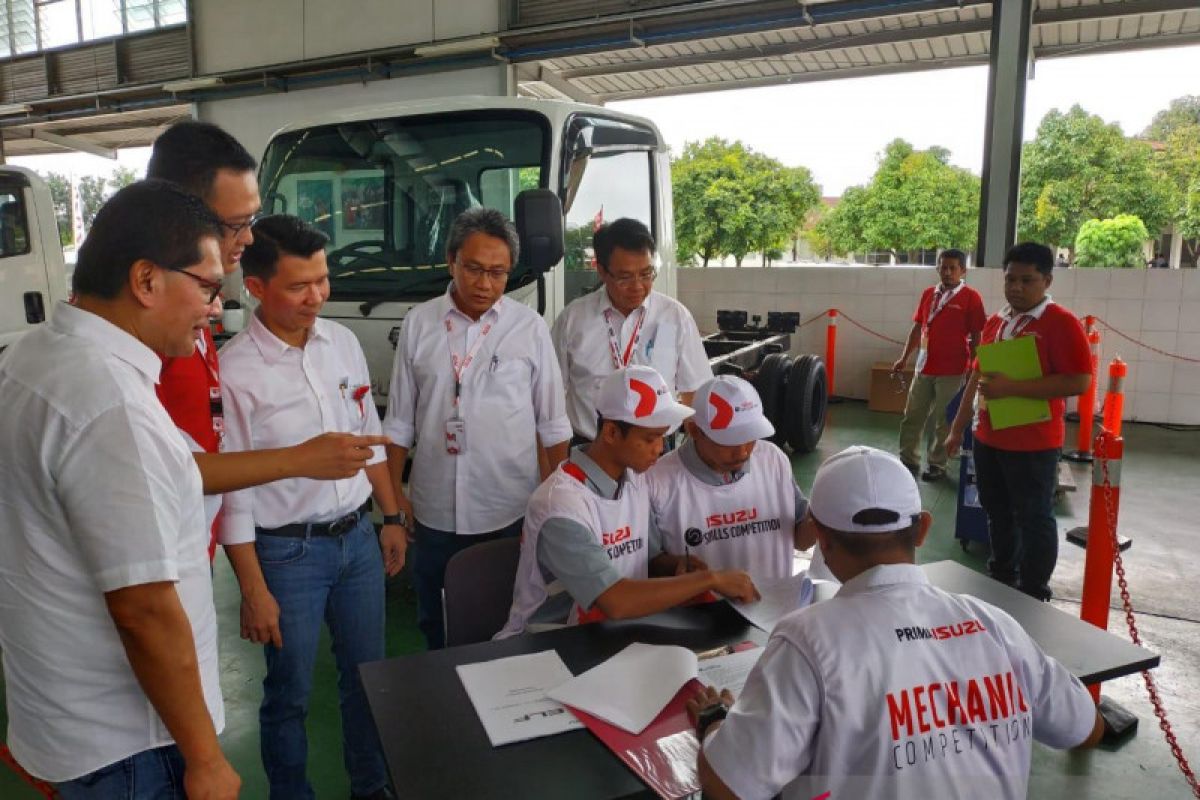 Cara Isuzu Indonesia tingkatkan kualitas mekanik hingga kepala bengkel