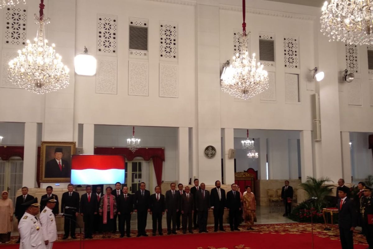 Presiden Joko Widodo melantik Gubernur Maluku