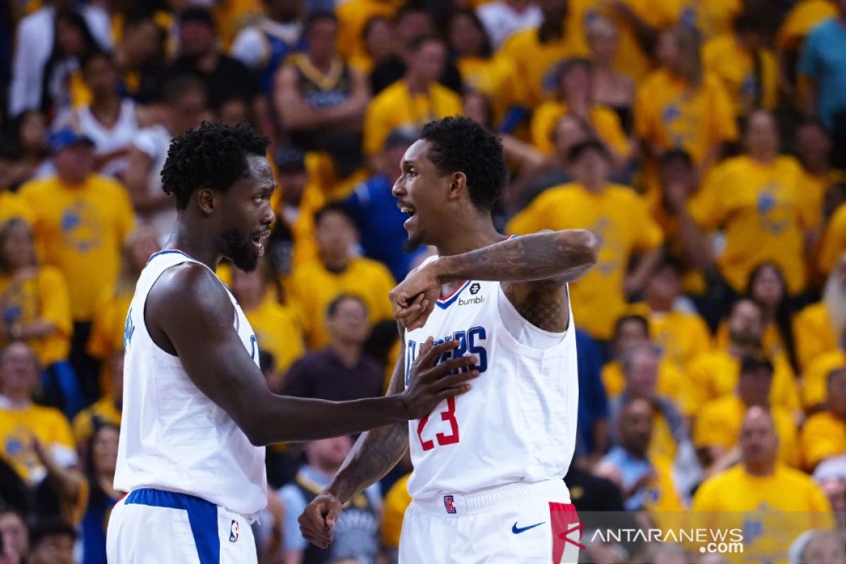 Taklukkan Warriors di Oracle Arena,  Clippers paksa mainkan gim keenam