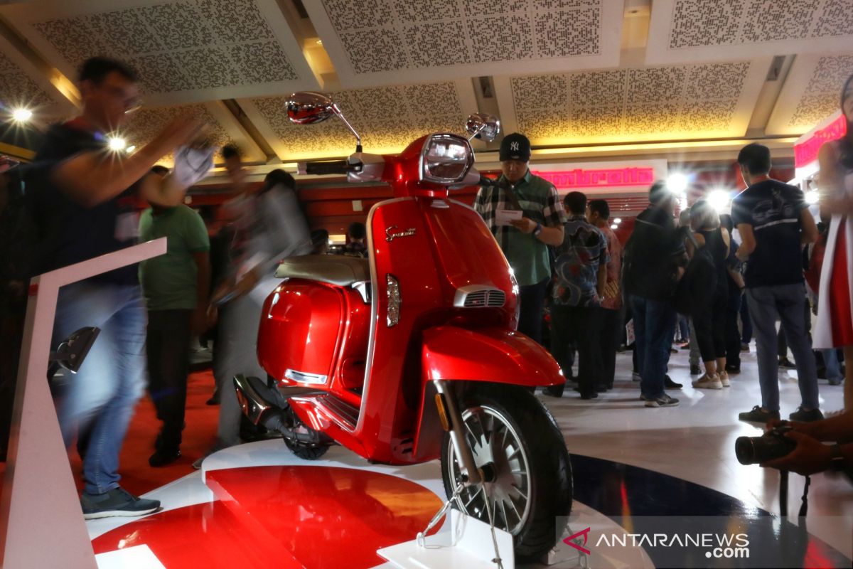 Lambretta ungkap enam warna V-Special di IIMS 2019