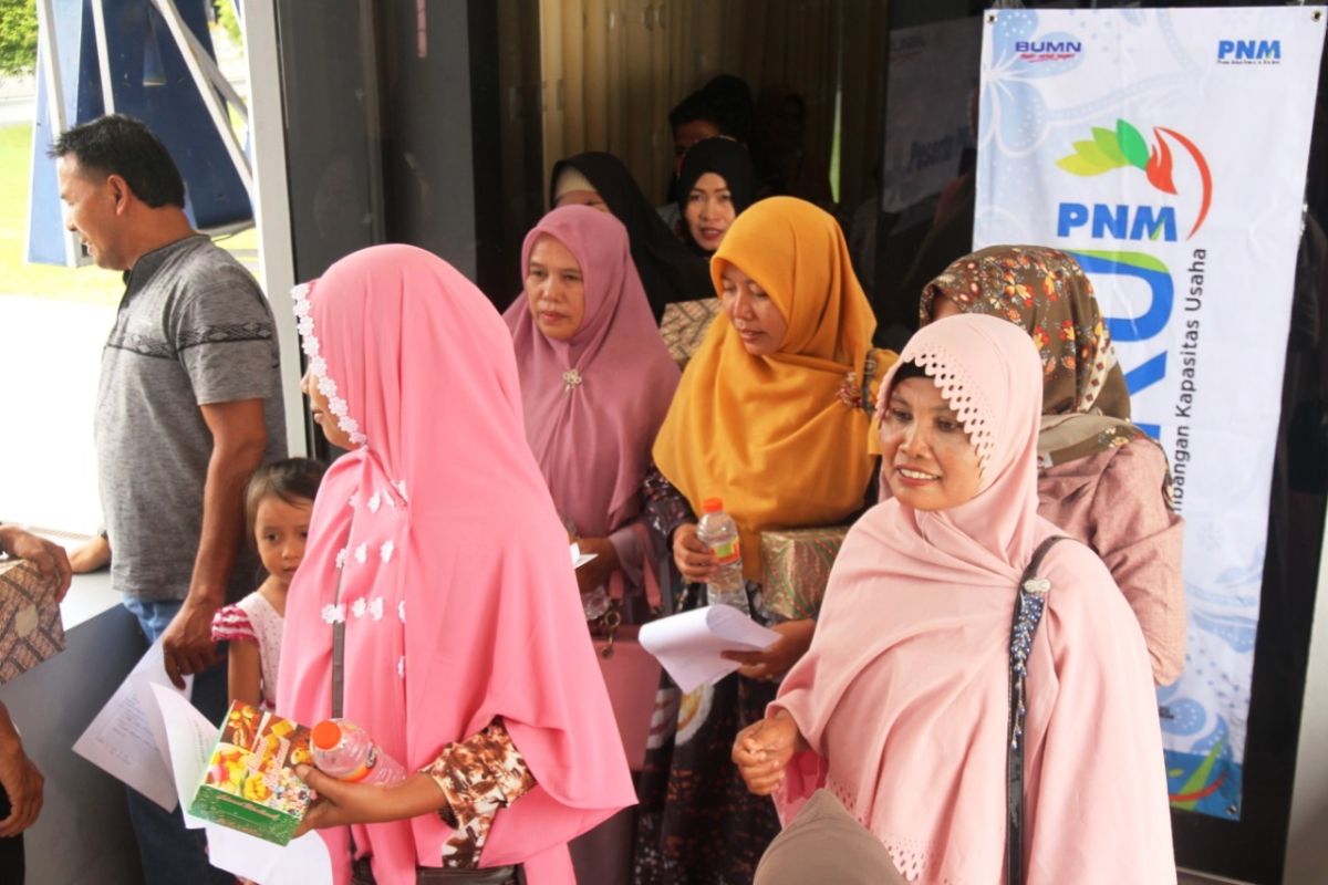 PNM latih puluhan pengrajin usaha kue dan kuliner di Aceh Barat