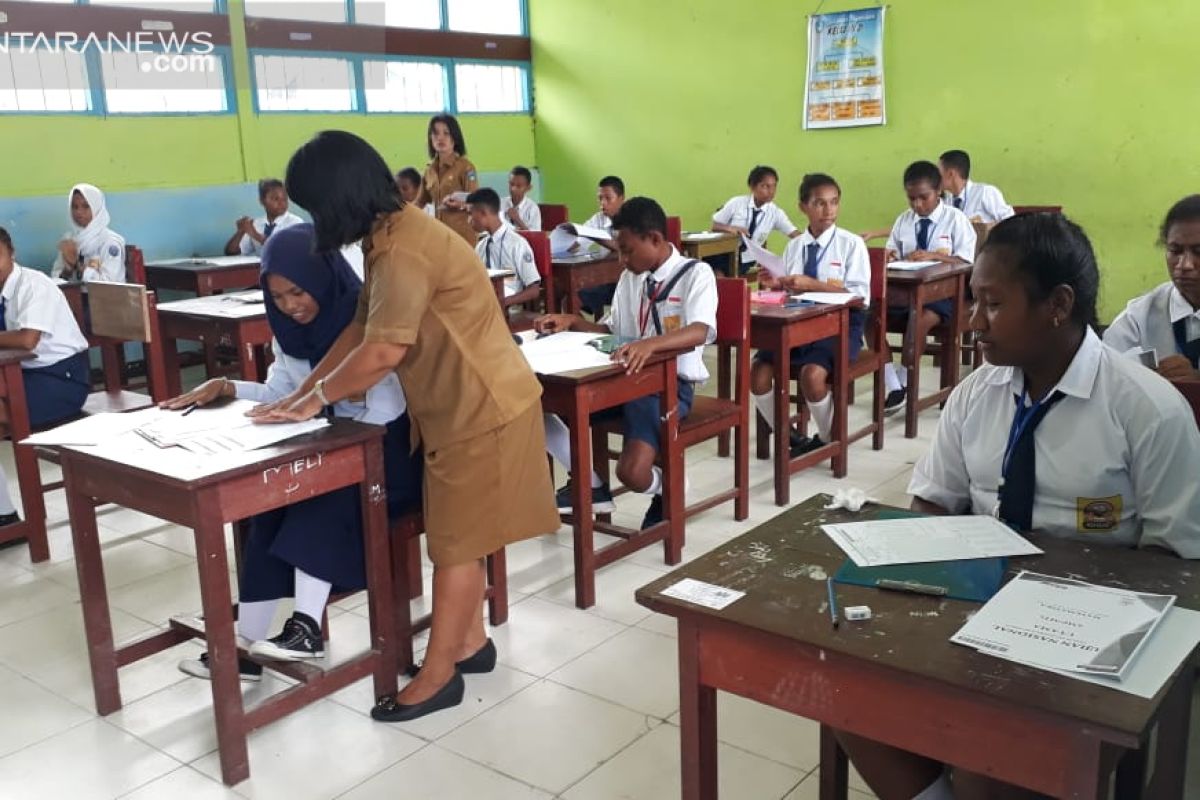 SMP Negeri Wasior belum bisa laksanakan UNBK 2019
