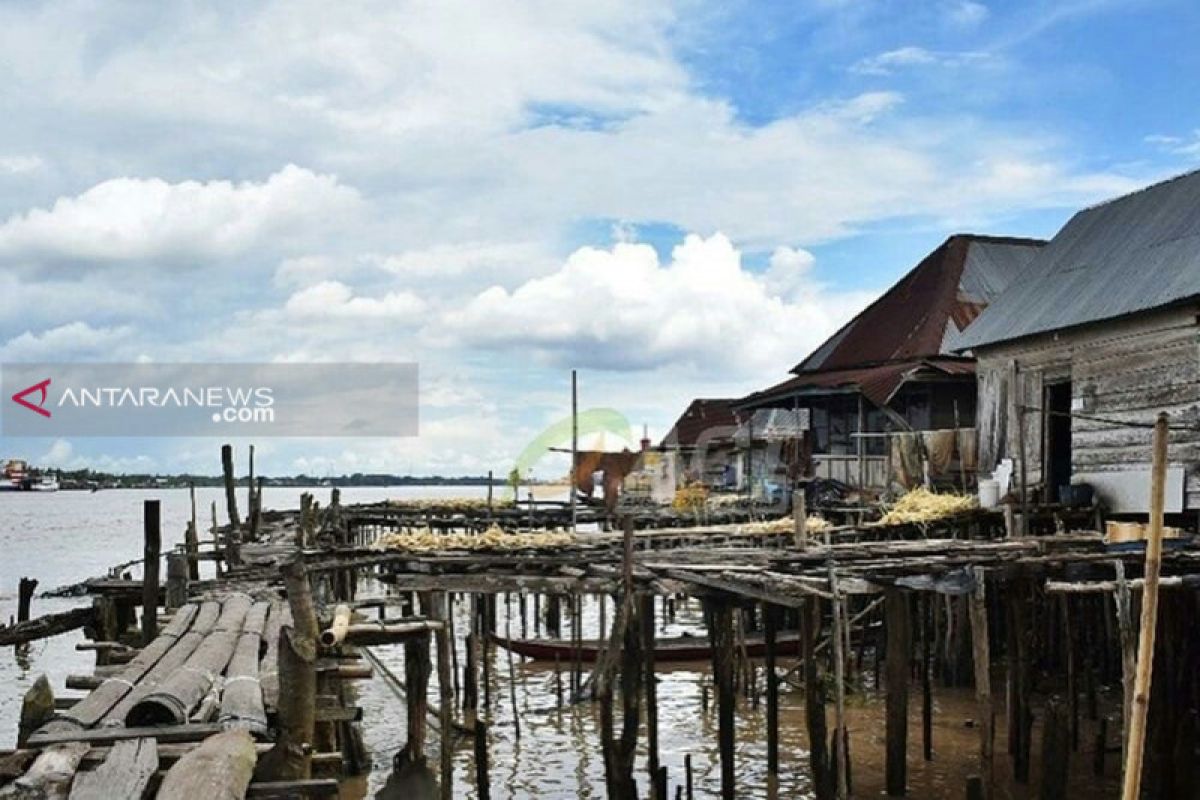 Masyarakat "Pulau Salah Nama" Banyuasin puluhan tahun menanti akses air bersih