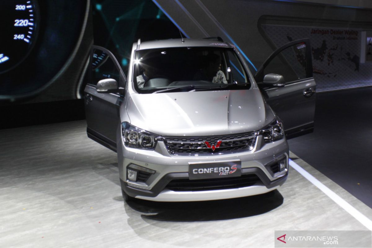 Ini harga Wuling Cortez CT dan Confero S ACT