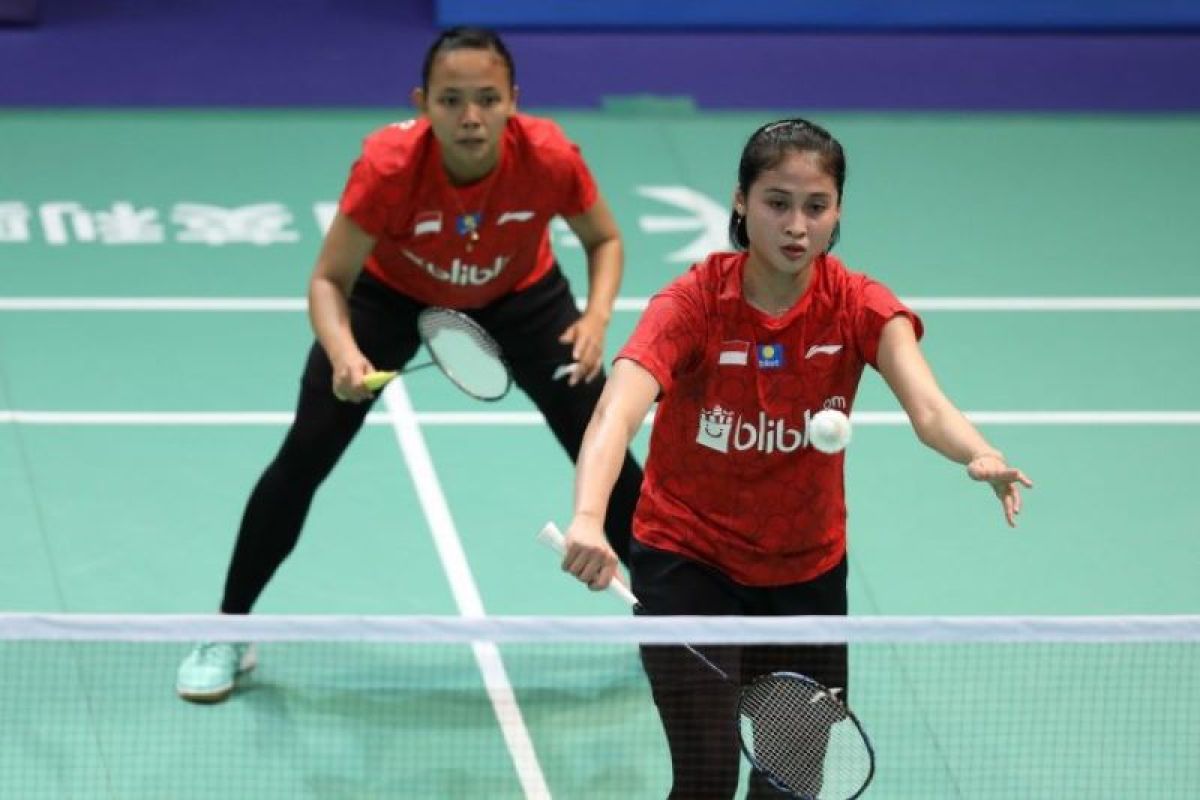 Tiga wakil Indonesia lolos perempat final Kejuaraan Badminton Asia