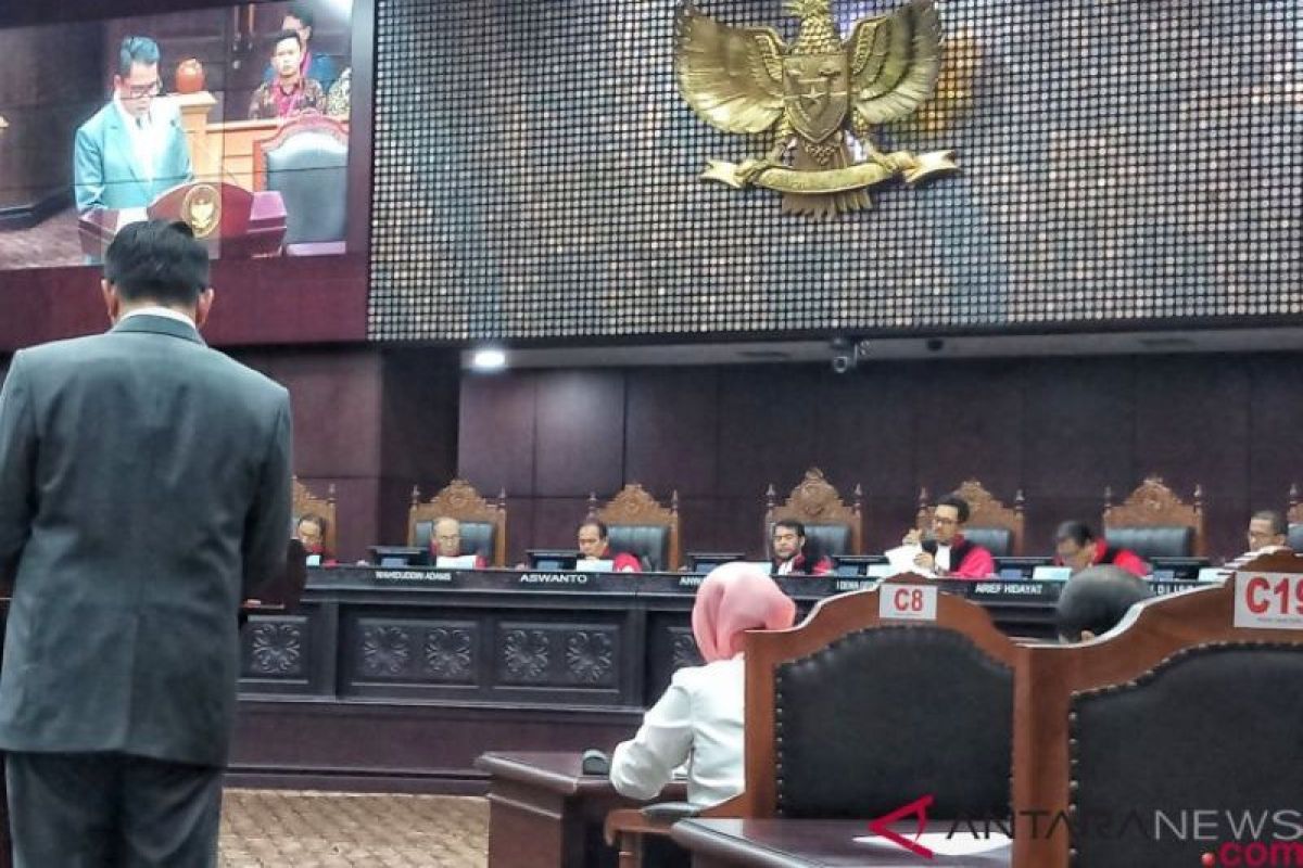 MK akan putus aturan pemberhentian PNS