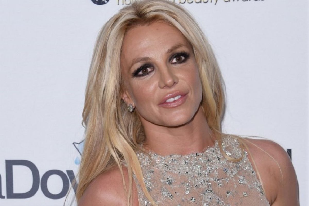 Britney Spears beli yogurt pun dikawal