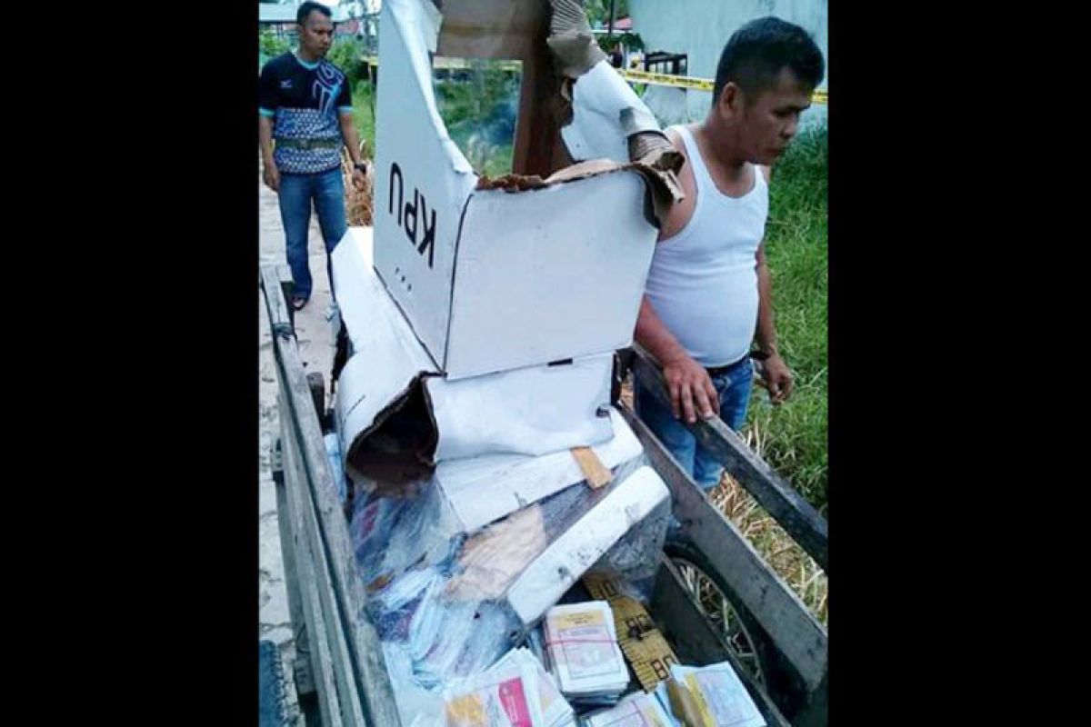 155 ballot boxes in Central Kalimantan suffer damage