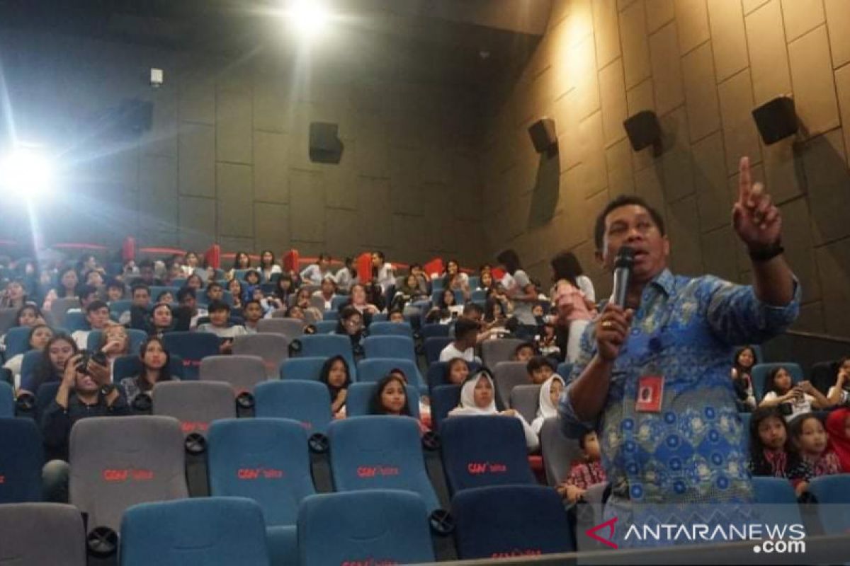 Bandara Samrat sosialisasi keselamatan penerbangan kepada pelajar