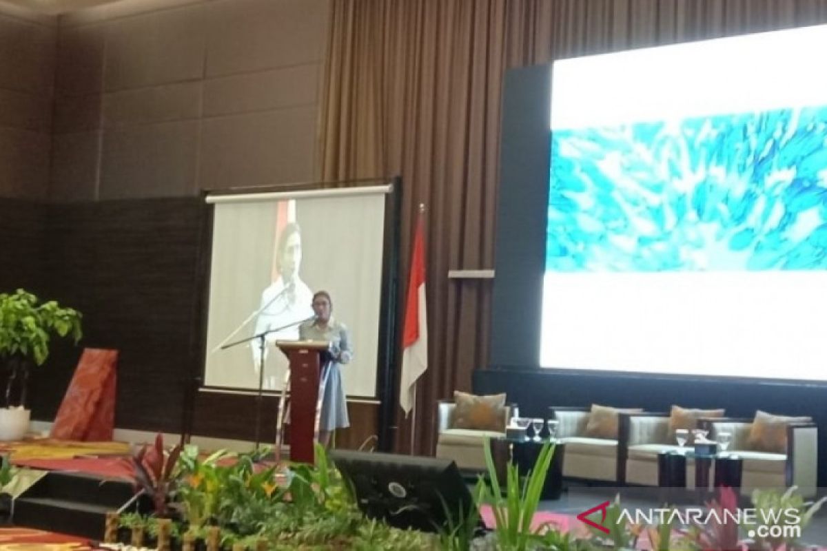 Menteri Susi minta pemda di Babel membangun industri produktif