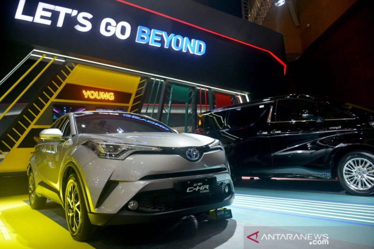 Toyota tonjolkan teknologi hybrid dalam IIMS 2019