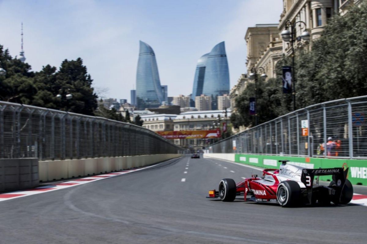 Sean Gelael incar poin pertama di F2 Baku