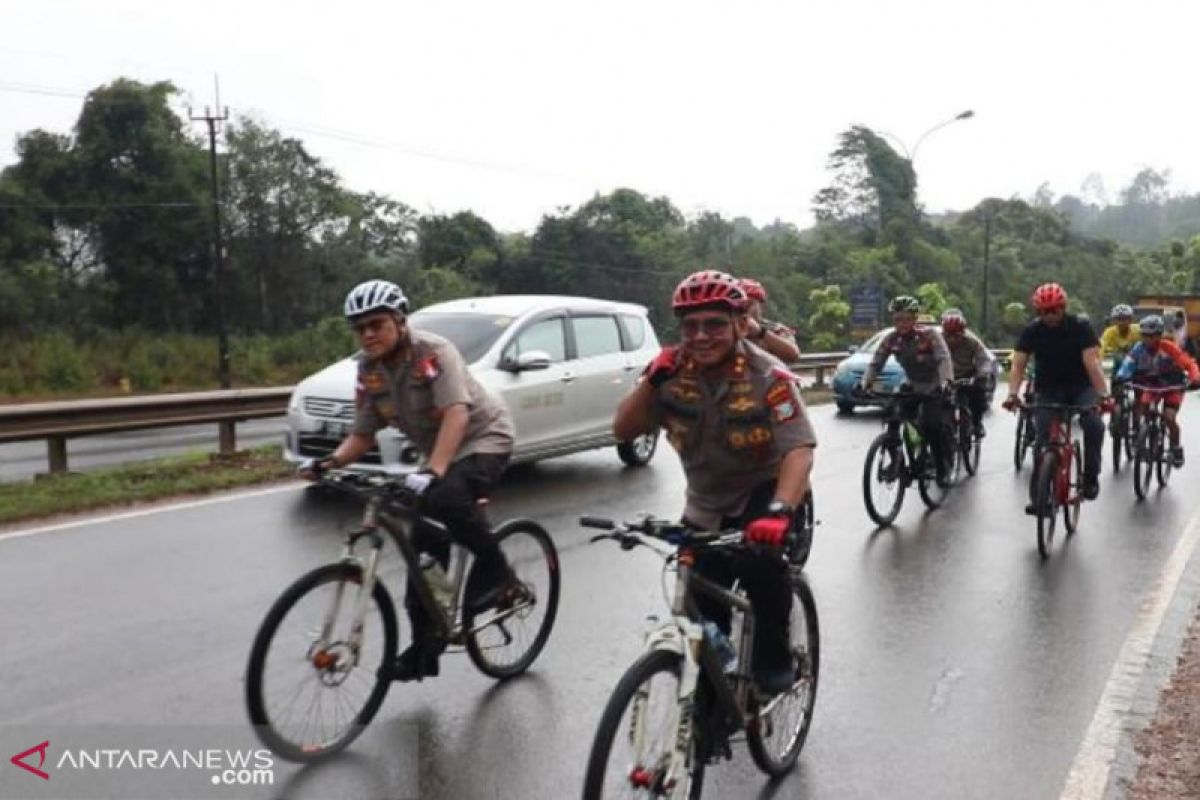 Kapolda Kepri patroli sepeda tinjau pengamanan PPK