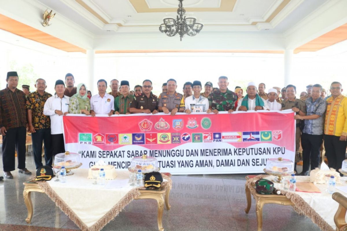 Forkopimda Konawe Selatan gelar deklarasi damai Pasca-Pemilu 2019.