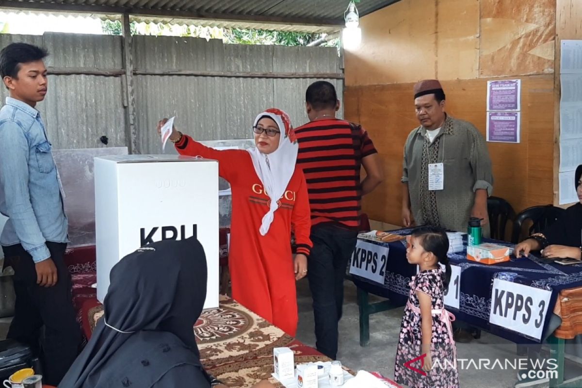 Alasan emak-emak Tanjungpinang semangat nyoblos ulang