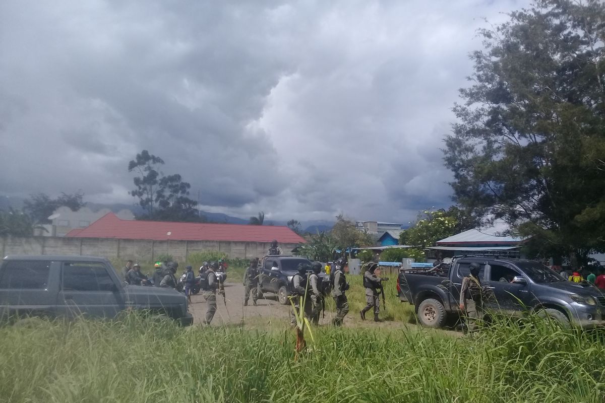 Revoting at Jayawijaya's 12 polling stations guarded by 250 personnel