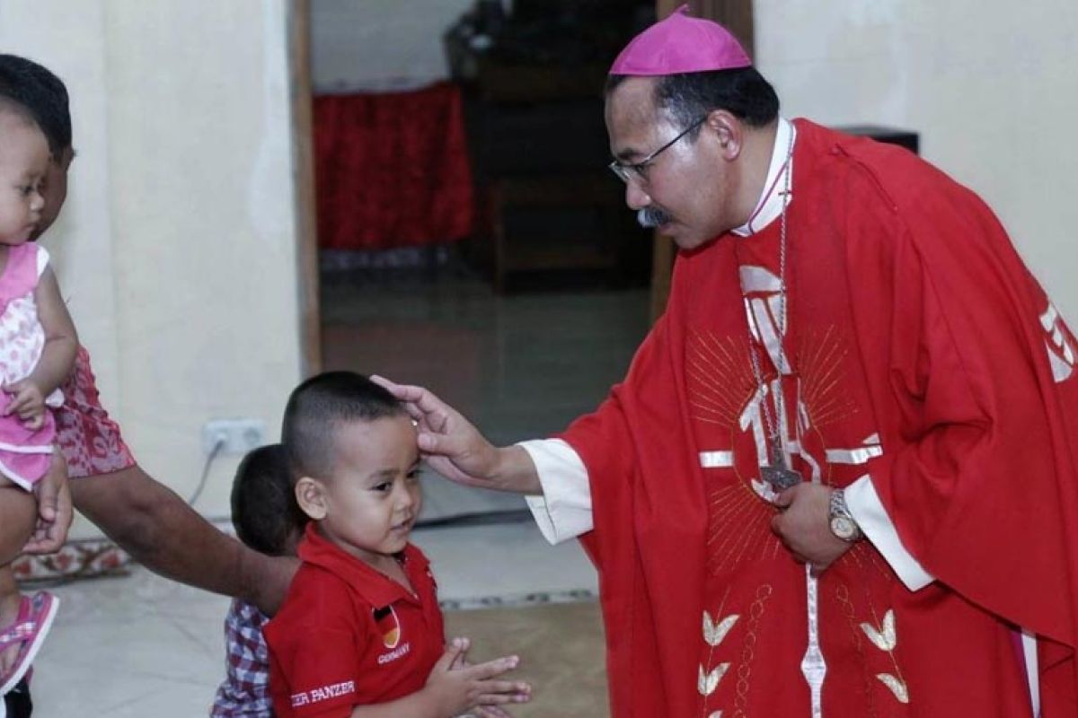 Uskup Agung: Pendidikan karakter membentuk peserta didik berpribadi utuh