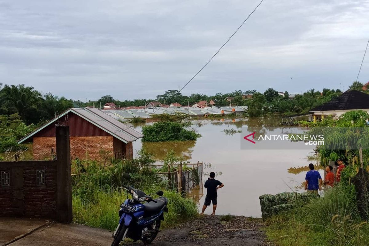 Sejumlah ruas jalan putus di Bengkulu akibat longsor dan banjir