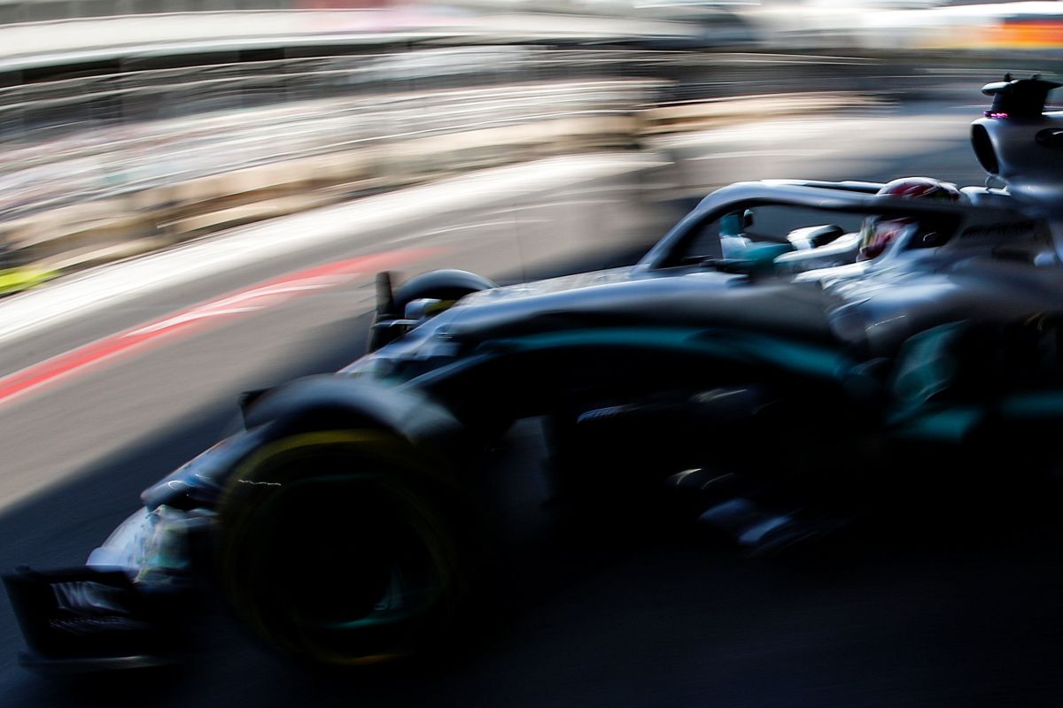 Hamilton akui Mercedes akan kesulitan kejar kecepatan Ferrari