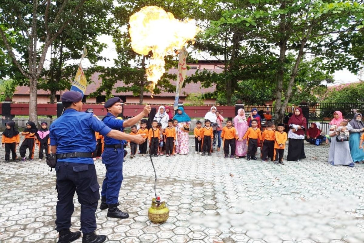 Ibu rumah tangga wajib tahu cara mengatasi kebocoran gas