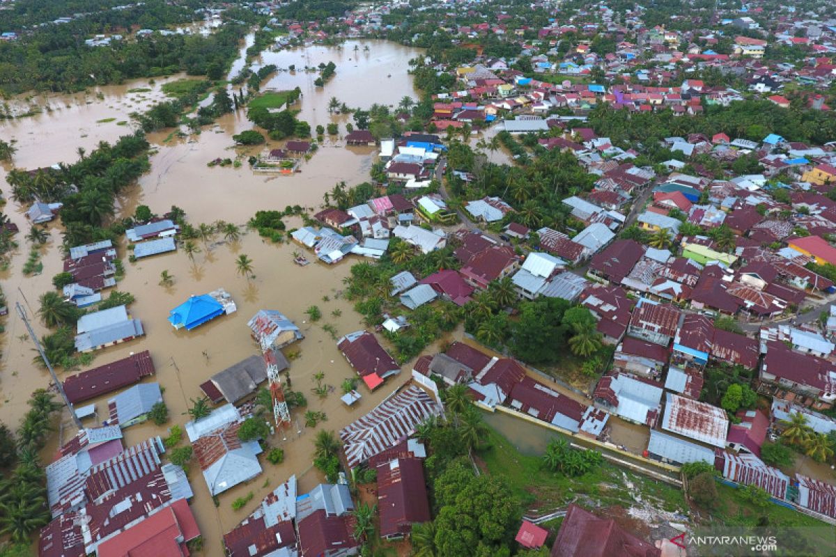 Sepuluh orang meninggal akibat banjir di Bengkulu