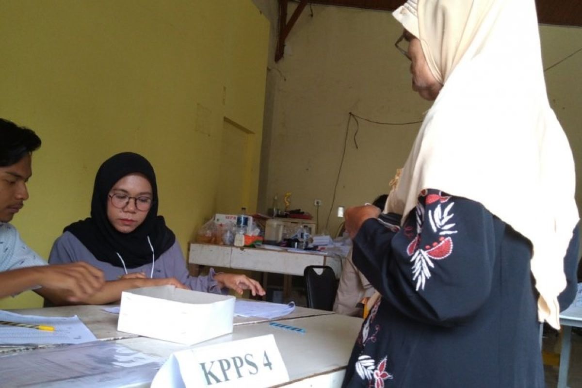 Masyarakat di Padang masih antusias ikuti Pemungutan Suara Ulang