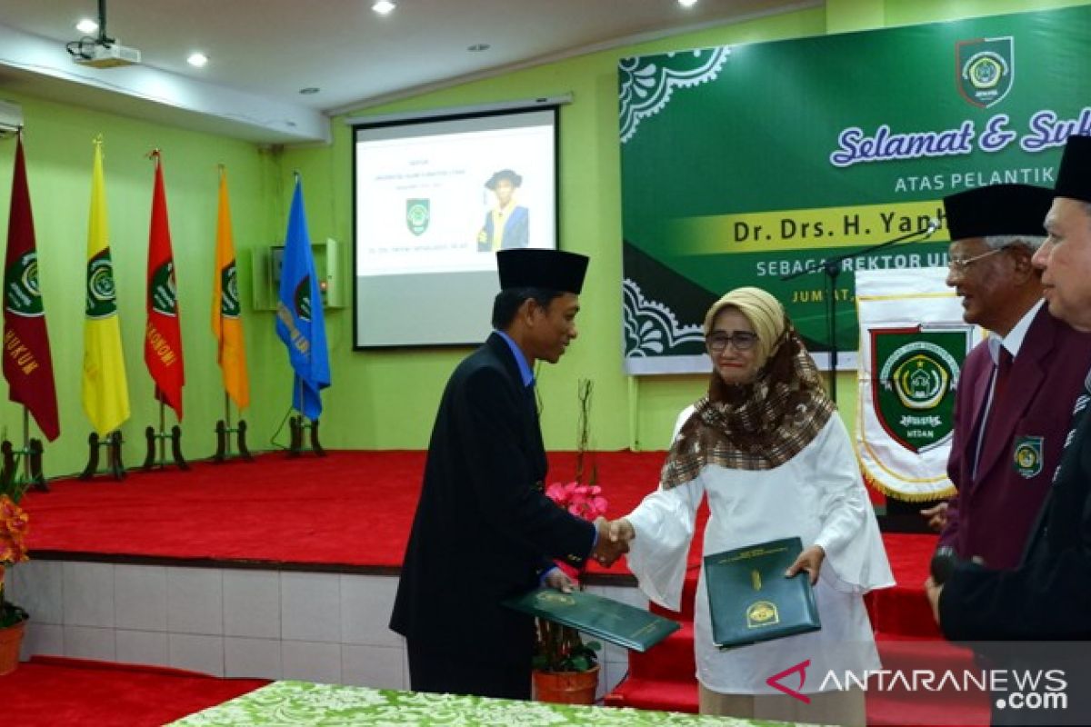 Dr. Yanhar Jamaluddin Rektor UISU 2019-2023