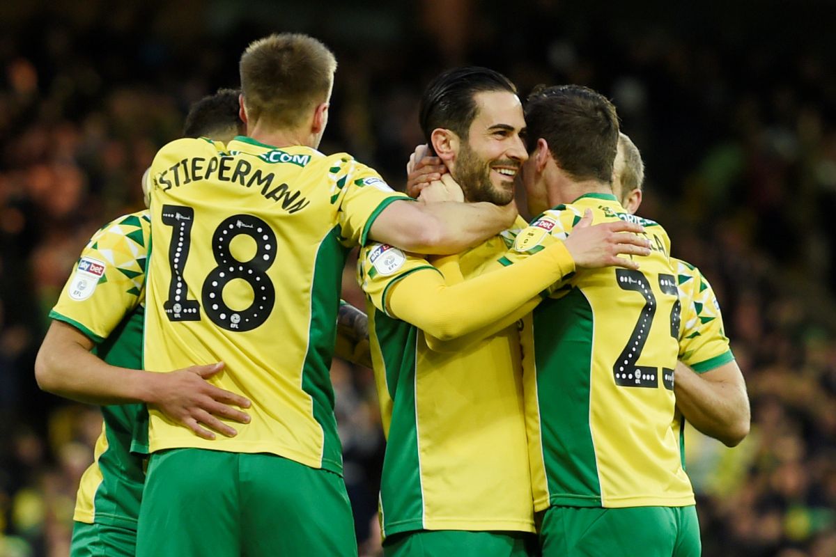 Norwich promosi ke  Liga Premier