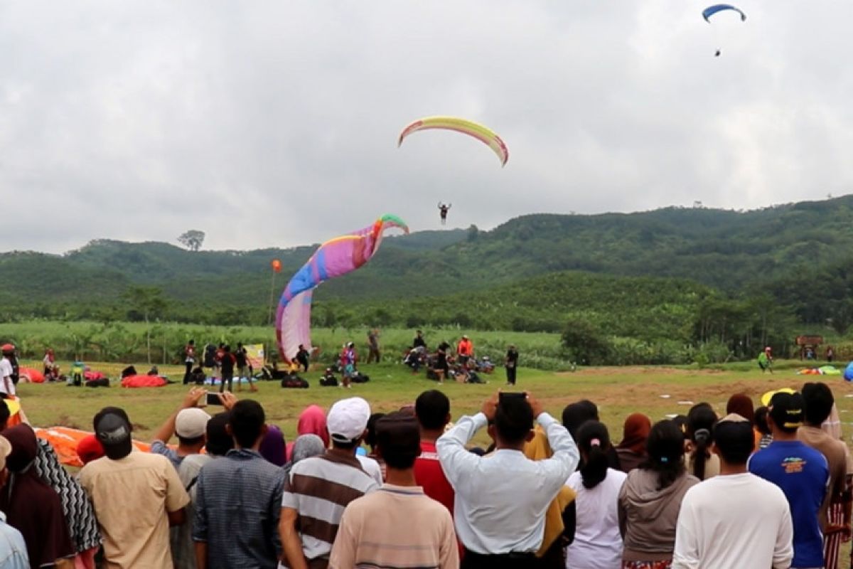 171 paralayang dengan "zero accident",  sukses gelar kejuaraan