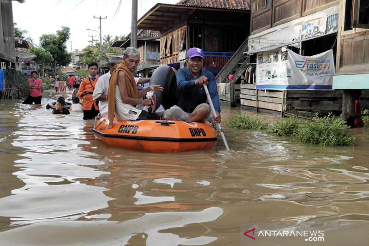 Ratusan unit rumah terendam banjir di Musi Banyuasin