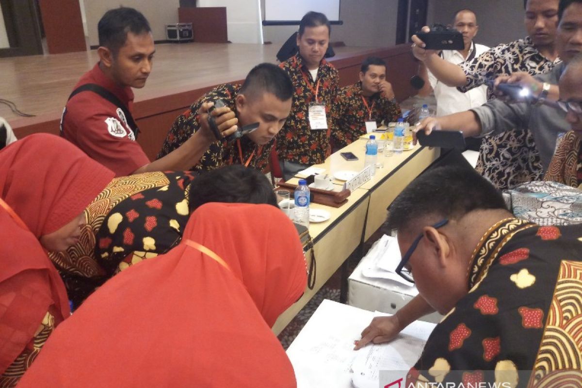 KPU Tanjungbalai alihkan penghitungan suara ke hotel