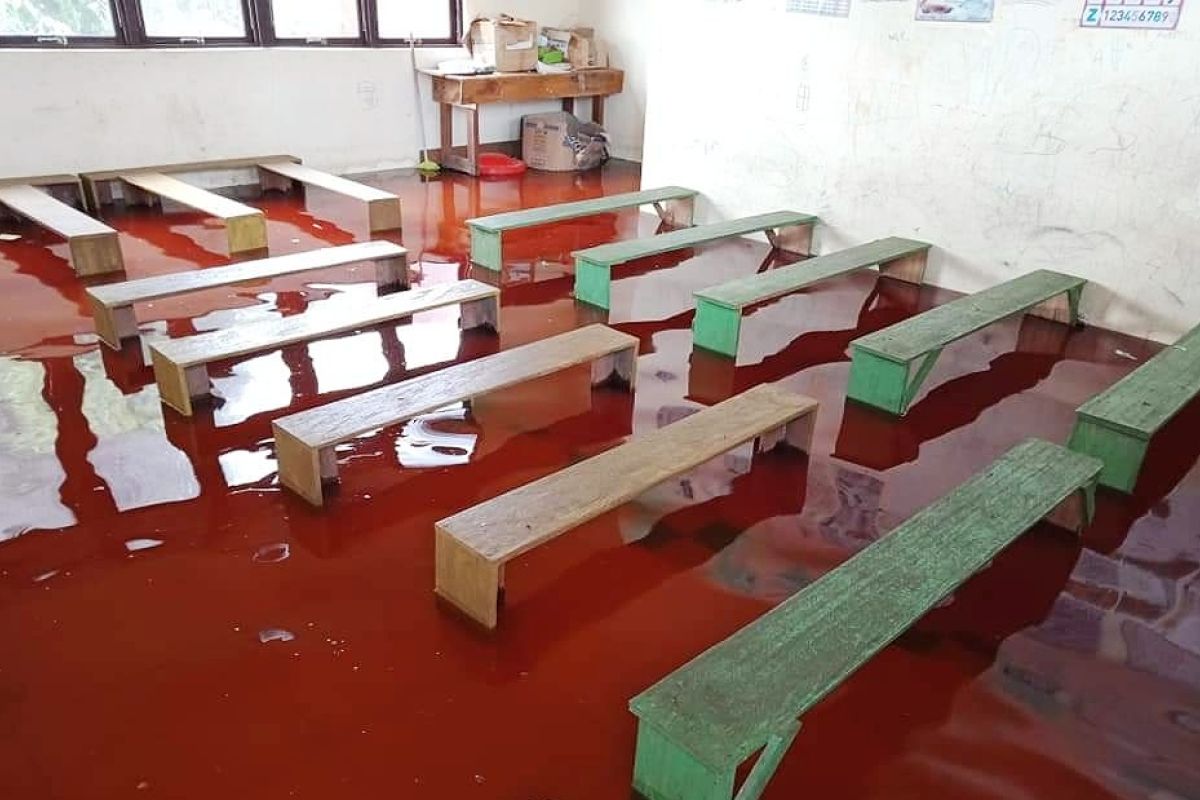 Banjir, siswa sekolah ini sudah seminggu tak belajar